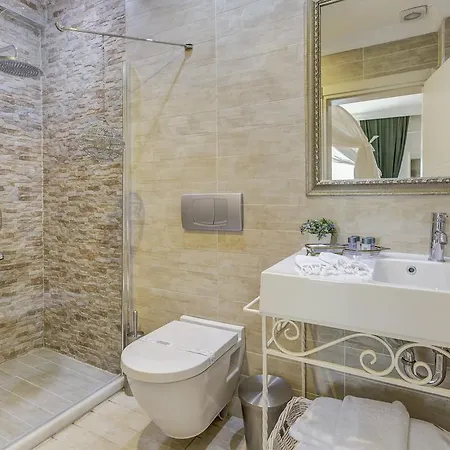 Greenline (adults Only) אורחן