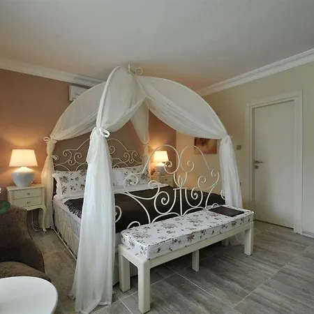 אורחן Greenline (adults Only) 4*