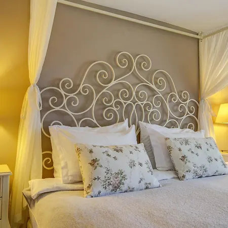 Greenline (adults Only) Inn