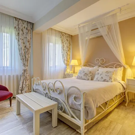 Greenline (adults Only)