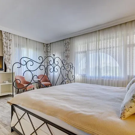 Greenline (adults Only) Inn 4*